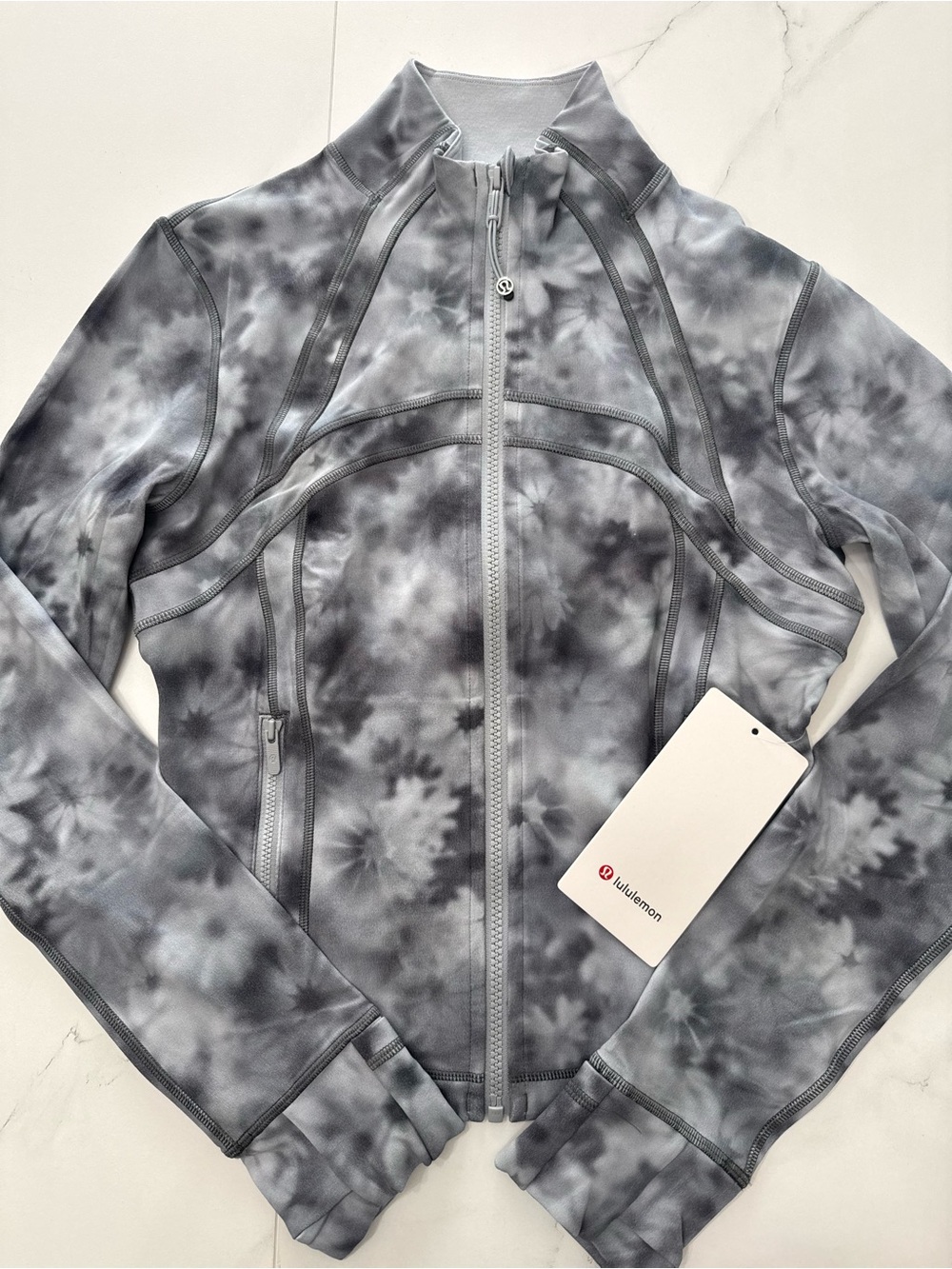 Lululemon Define Cropped Jacket Nulu Gray Tie Dye Full Zip Thumbholes Size 8